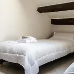Umberto Center Appartments Διαμέρισμα *