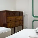 Umberto Center Appartments Διαμέρισμα *